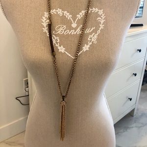 Uno de 50 gold colour necklace